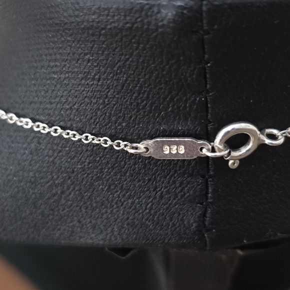 ✨️Rare✨️Tiffany & Co  Cut Out Heart - Picture 3 of 3